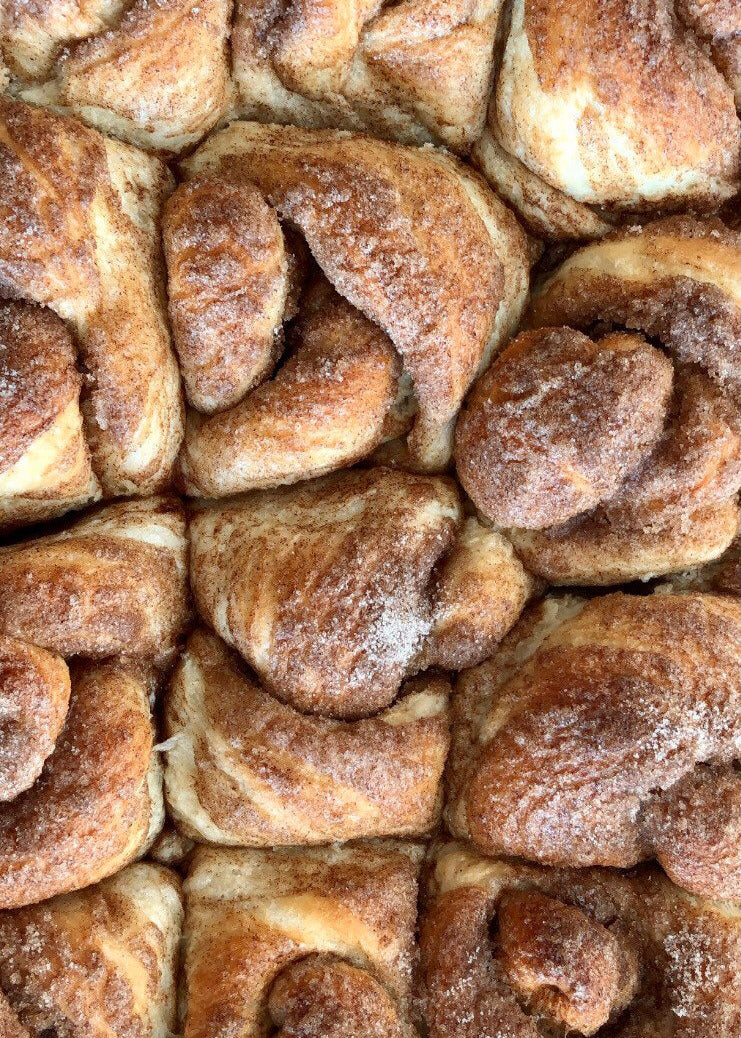Awn Famous Cinnamon Buns